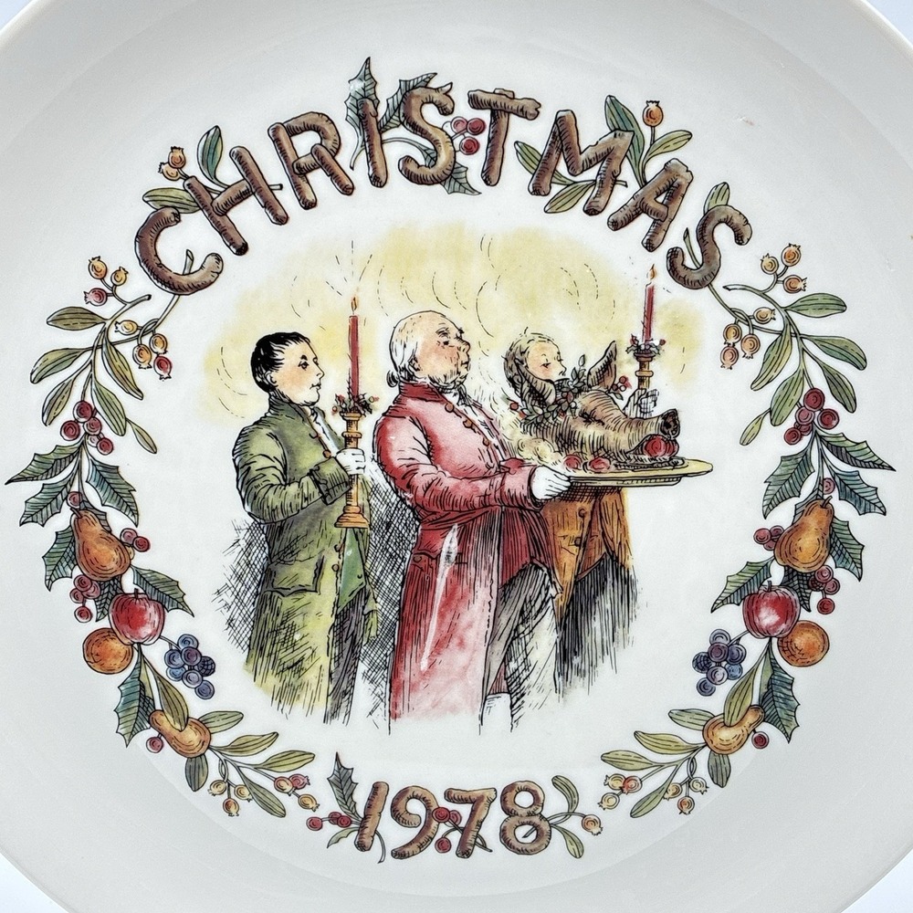Christmash 1978 American Heritage Collectible Holiday Plates Kitchen Decor VTG